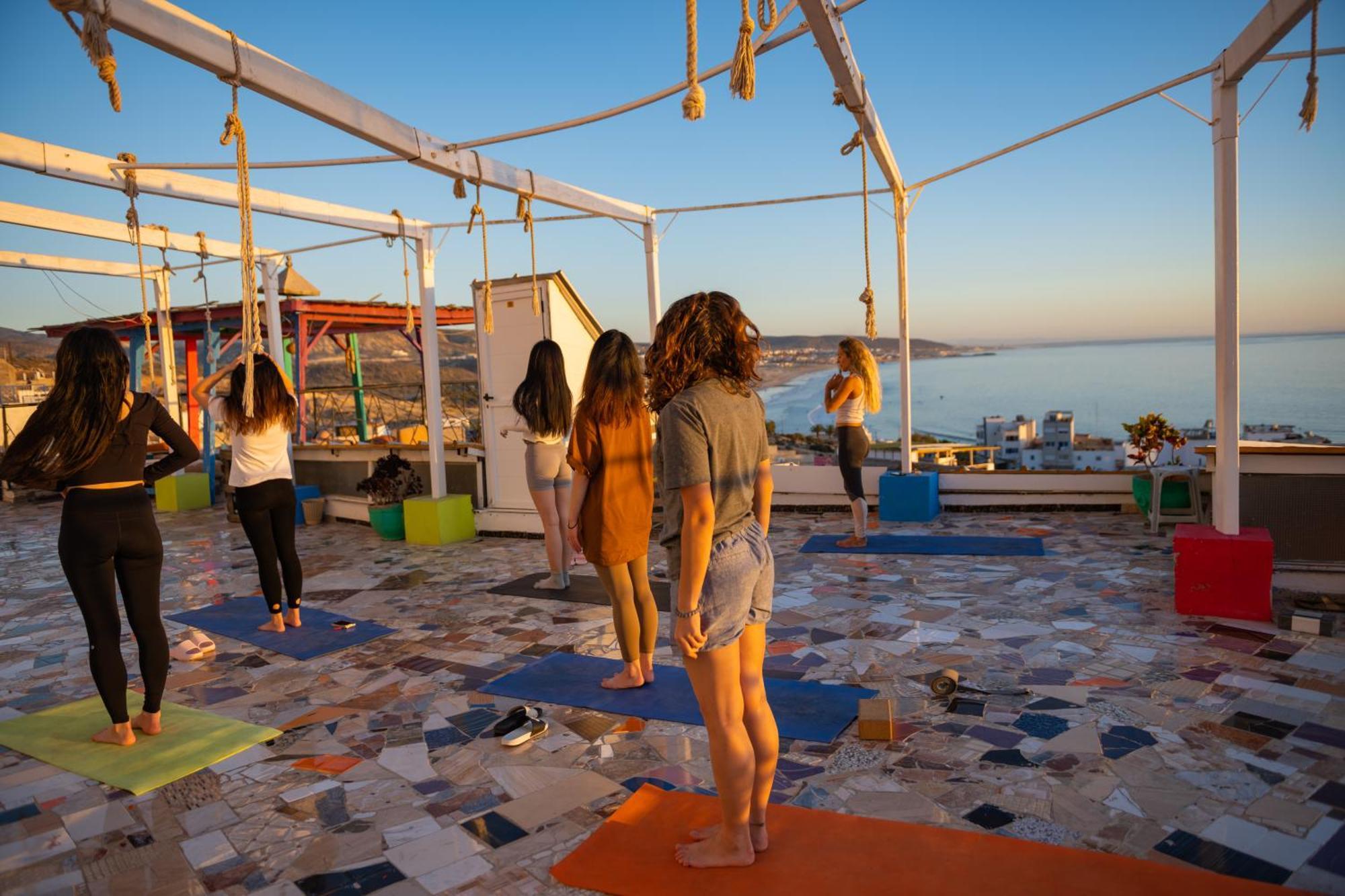 Adventurekeys Surf Yoga Cowork Bed & Breakfast Taghazout Bagian luar foto