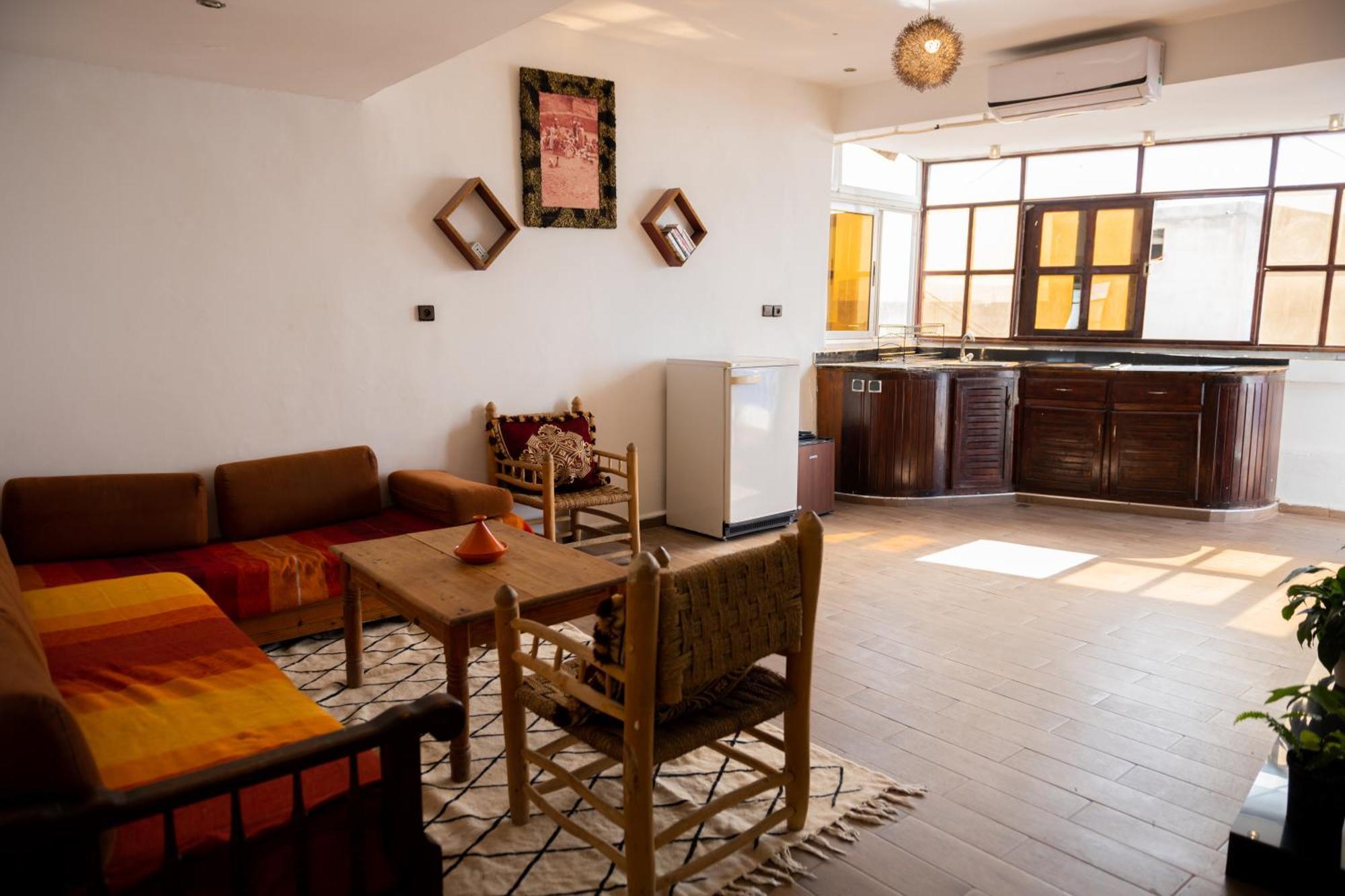 Adventurekeys Surf Yoga Cowork Bed & Breakfast Taghazout Bagian luar foto