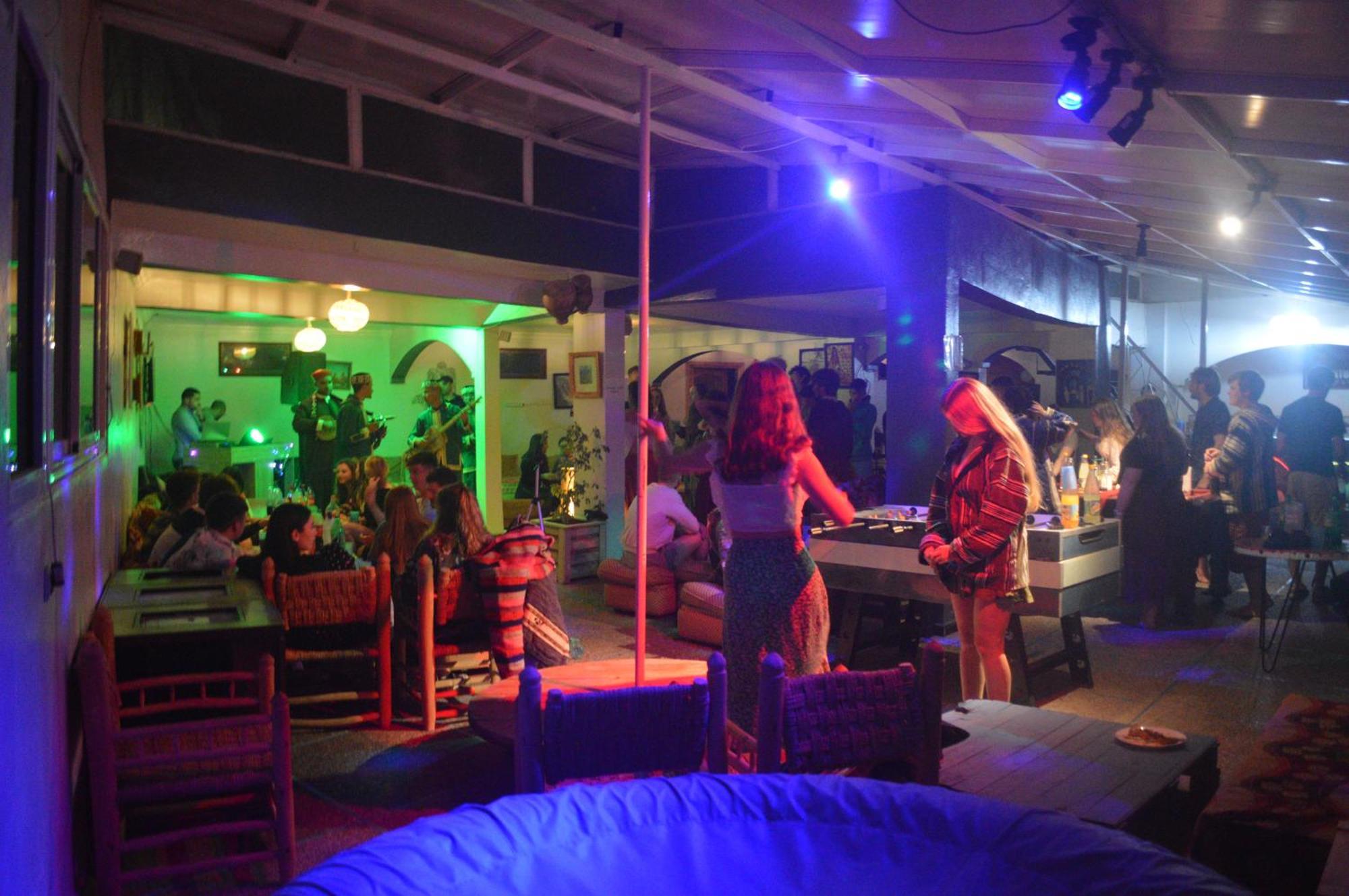 Adventurekeys Surf Yoga Cowork Bed & Breakfast Taghazout Bagian luar foto
